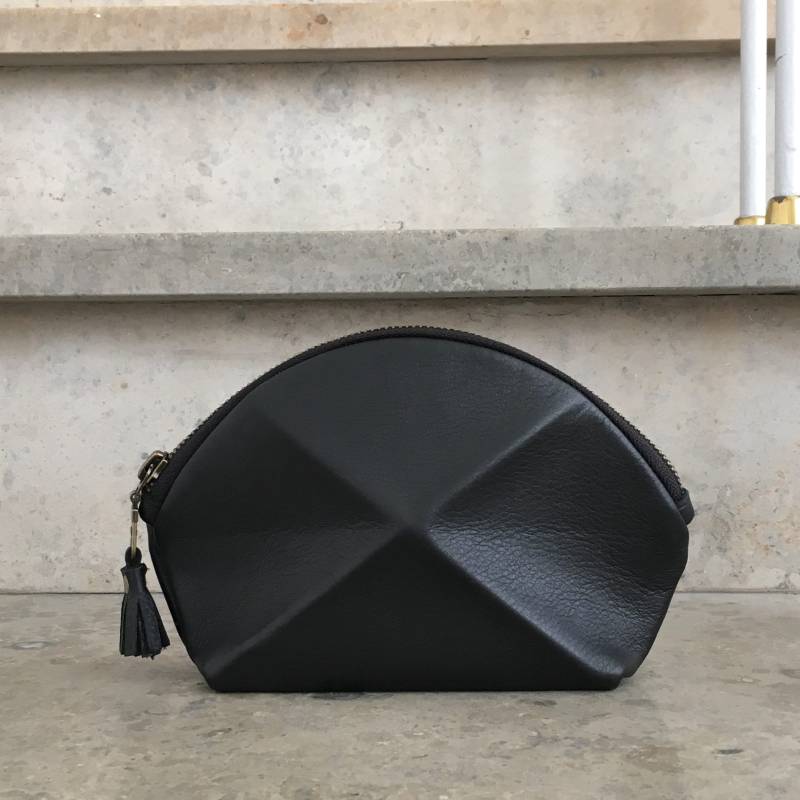 Make Up Tasche " Pyramide" - Schwarz von larakazis