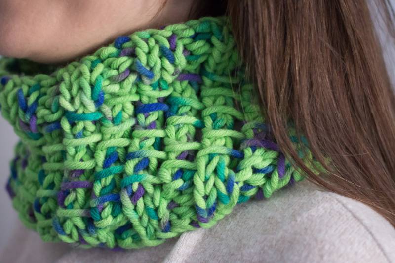 Schal Mit Sehr Weicher Textur Und Angenehmer Haptik, Handgewebt Zwei Nadeln von latricotteje