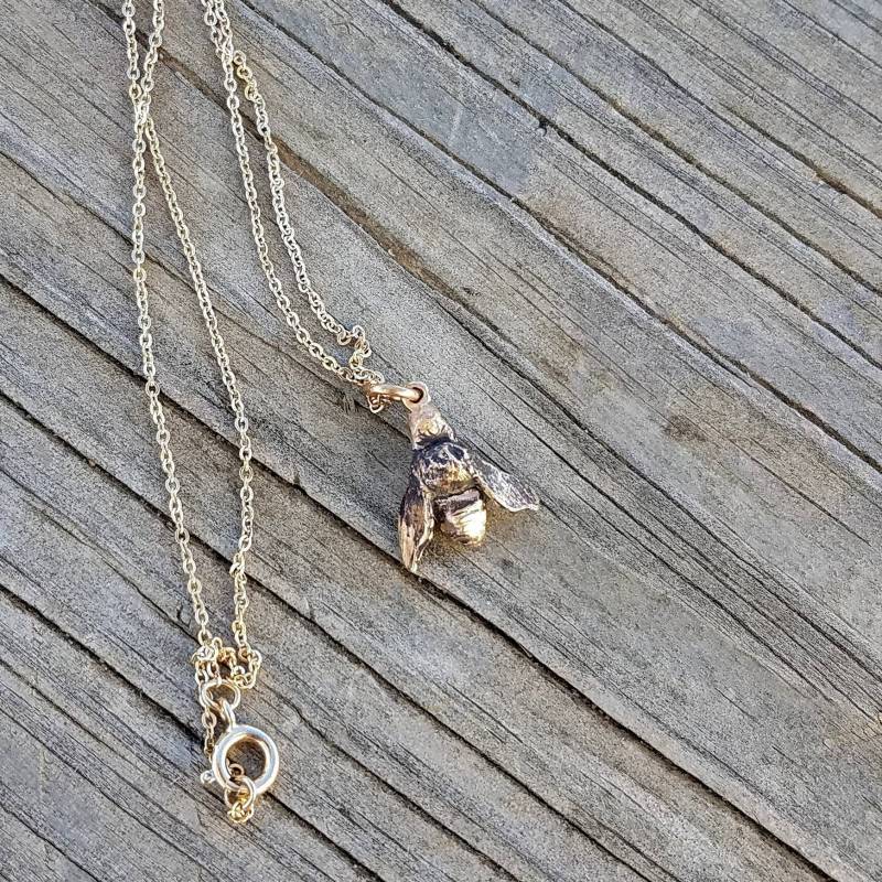 Bienen Anhänger Bienen Anhänger von laurajanesjewelry
