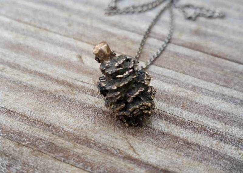 Tannenzapfen Anhänger Tannenzapfen Anhänger von laurajanesjewelry