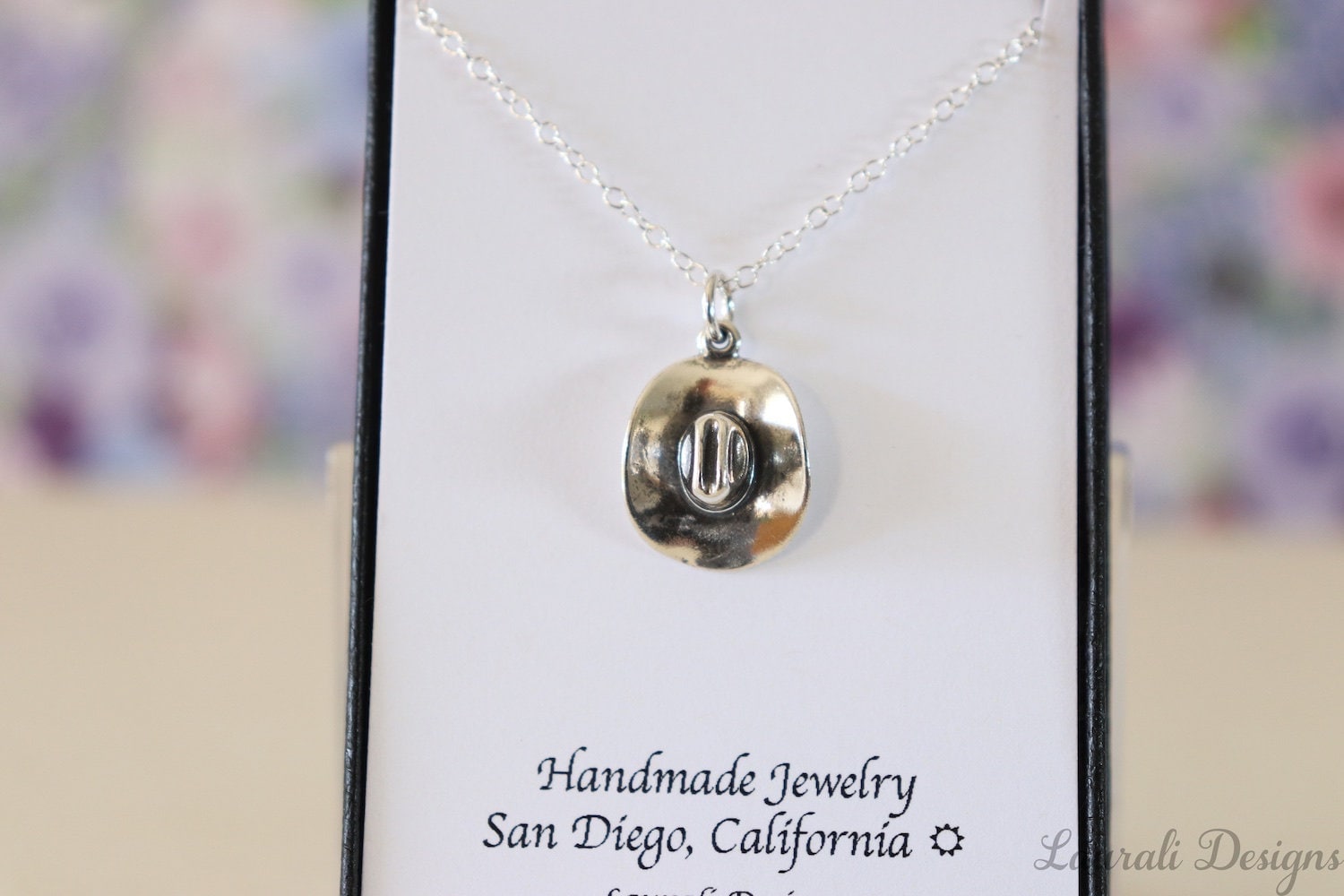 Cowboyhut Anhänger, Silberkette, Western Und Country Geschenk, Rockabilly Hut von lauralidesigns