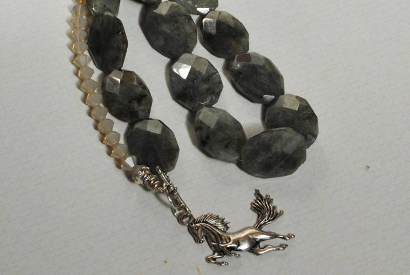 Labradorit Pferd Halskette | #202 von laurasaintmartin