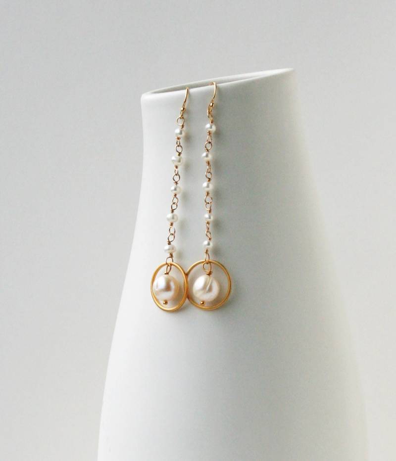 Perle Baumeln Ohrringe, Lange Moderne Braut Hochzeitsschmuck von laurastark