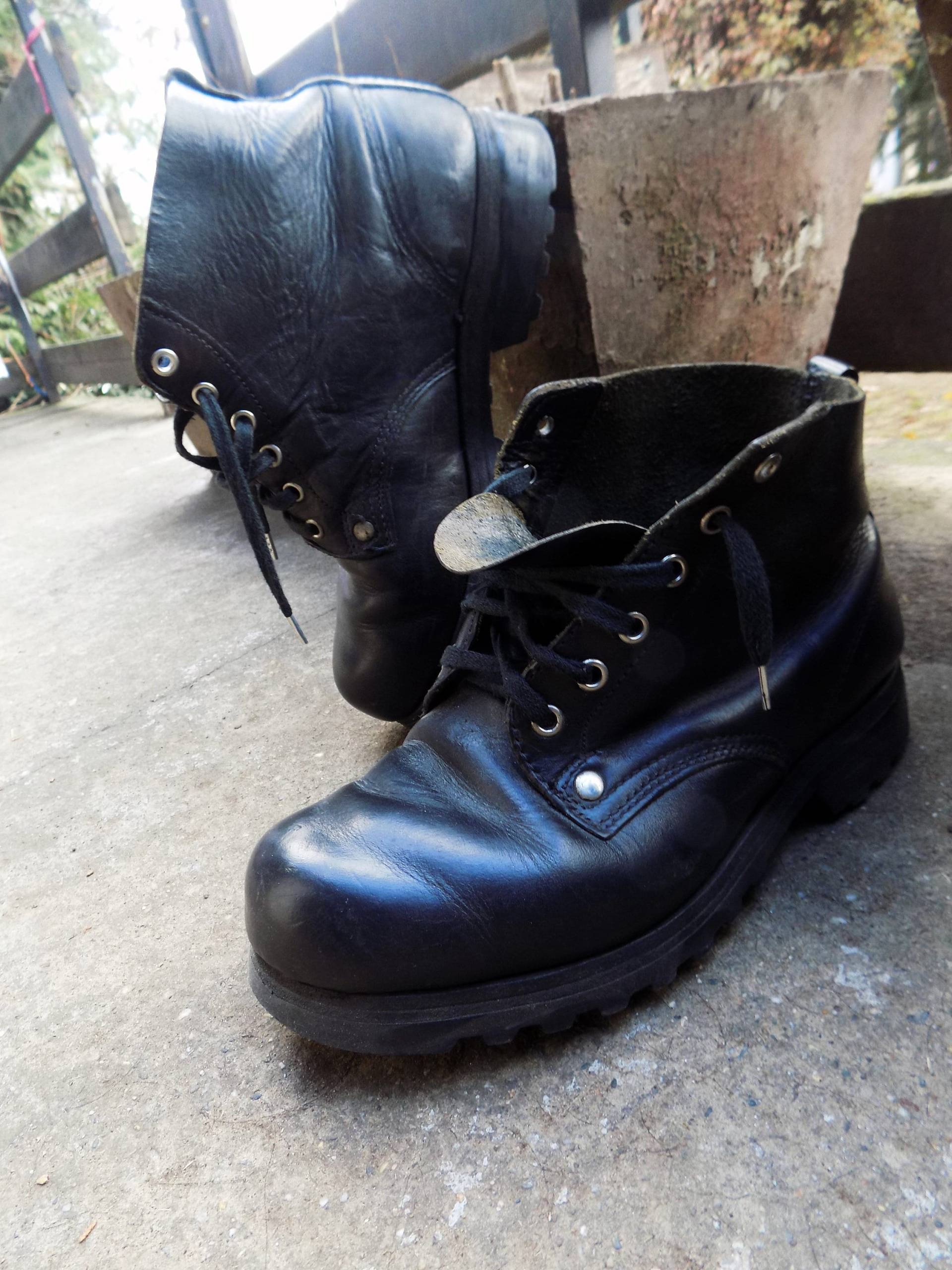 Arbeiterklasse Hero - Vntg Herren Arbeitsschuhe/Jugoslawien 1966 von lavirintArt