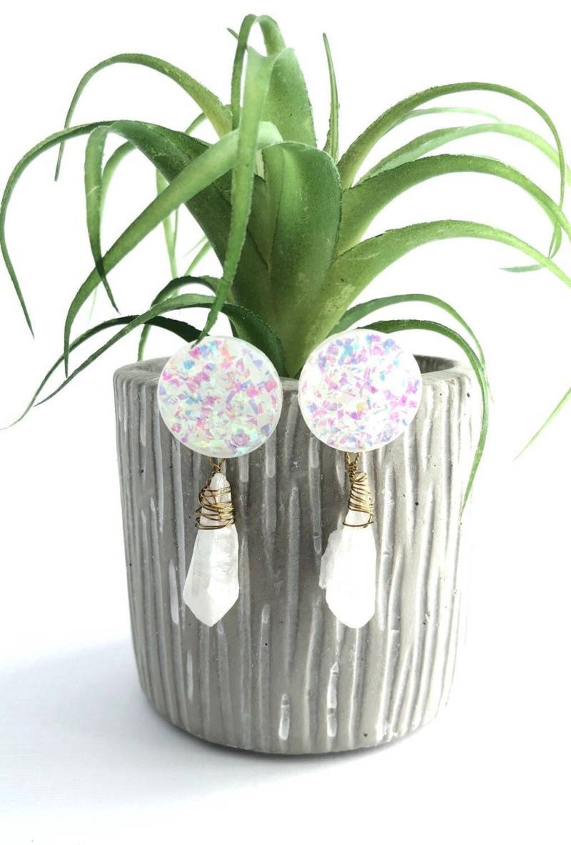 Marmorierte Harz Ohrring, Glanz Kristallohrringe, Ohrhänger, Weiße Stein Ohrringe, Schildpatt Boho Chic Schmuck, Tear Drop von layersofartisan