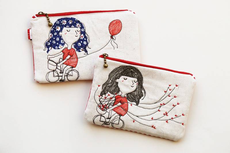 Gestickte Reißverschlusstasche Fahrrad, Herzbaum, Roter Ballon von lazydoll