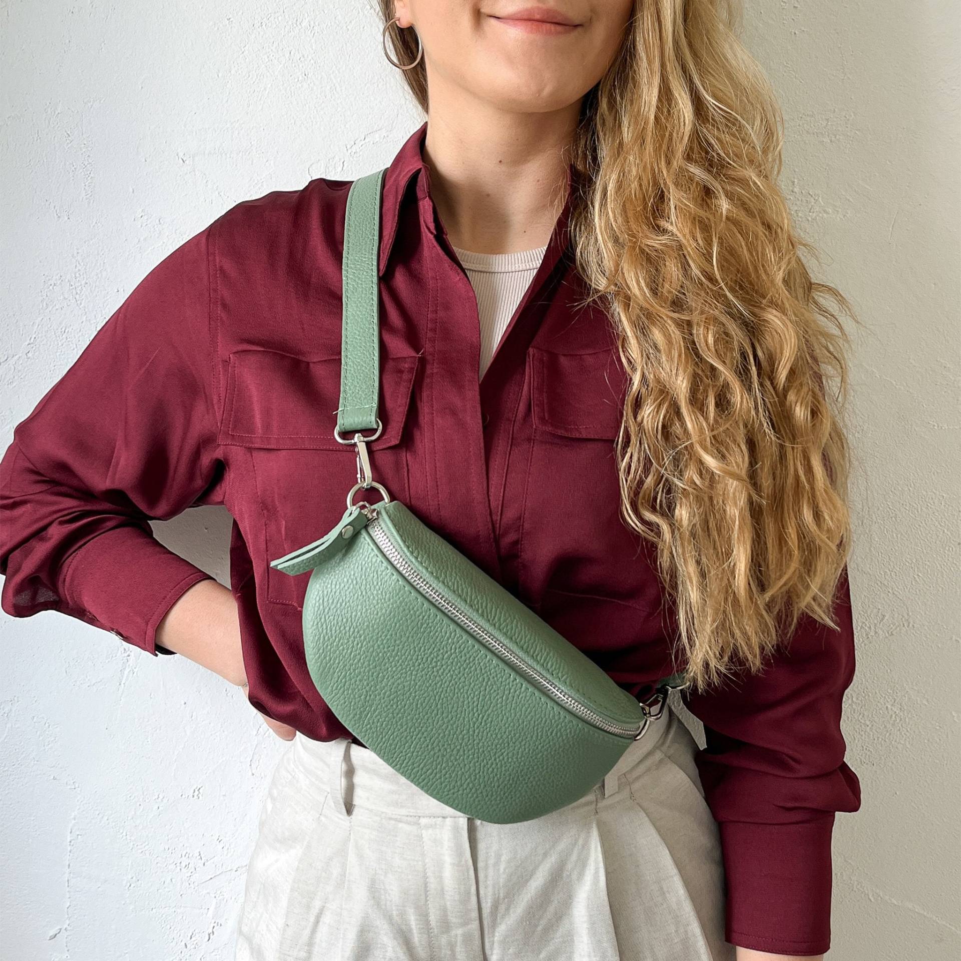 Damen Leder Bauchtasche Mit Gemustertem Schultergurt in Vielen Farben, Festival Tasche, Cross Body Gürteltasche + von lePelouStudio