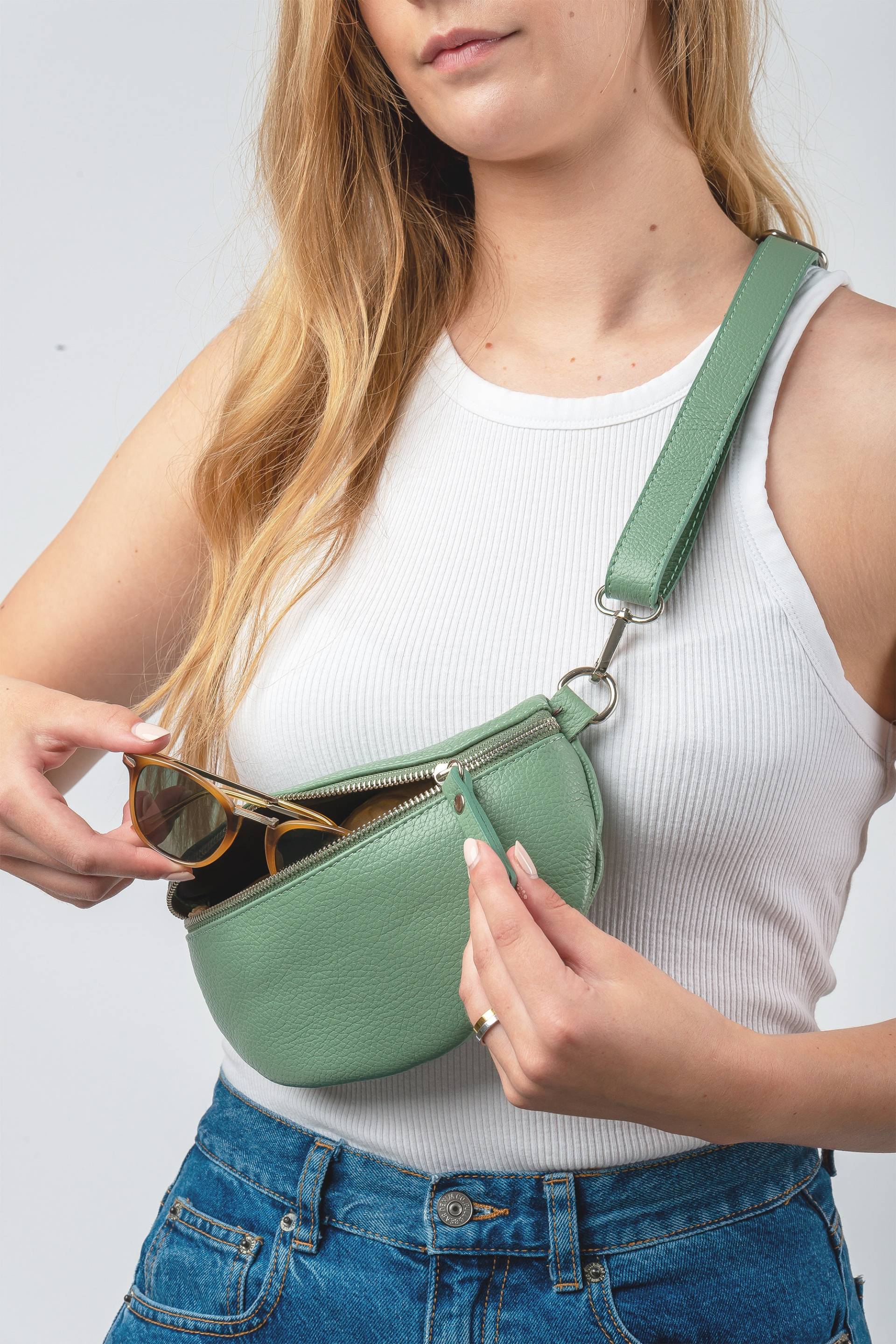 Frauen Leder Bauchtasche Mint, Crossbody Bag Mit Gemustertem Gurt, Umhängetasche, Festival Tasche, Umhängetasche Viele Farben von lePelouStudio