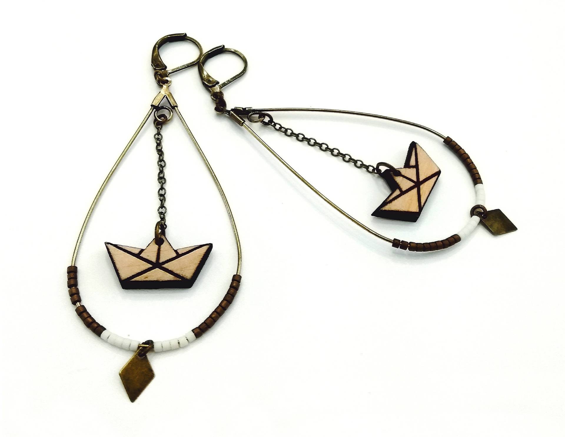 Baumelnde Ohrringe Aus Holz Grab - Boot in Drop Bronze Geschmückt Mit Perlen Miyuki Ausgesetzt Baumelnde Ohrringe Aus Holz Grab - Boot in Drop Bronze Geschmückt Mit Perlen Miyuki Ausgesetzt von leboisadesoreilles