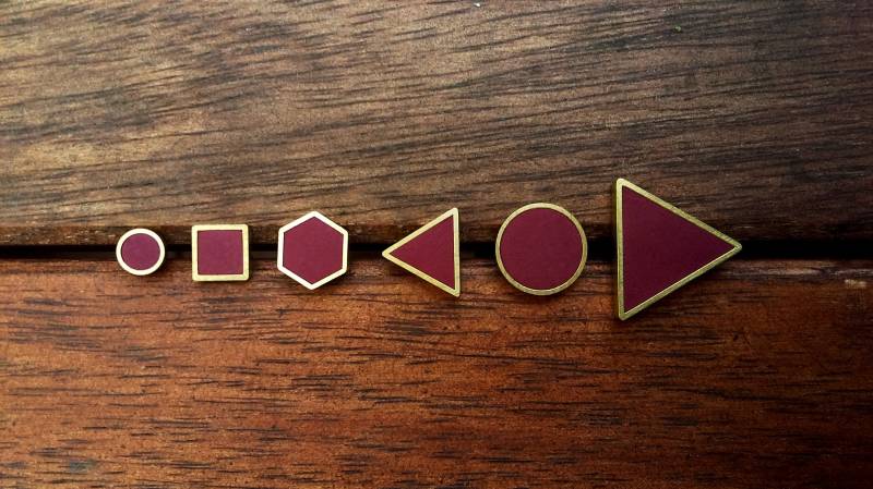Ohrstecker Bordeaux Rot // Rund Kreis Quadrat Wabe Dreieck Ohrstecker Bordeaux Rot // Rund Kreis Quadrat Wabe Dreieck von lefuxs