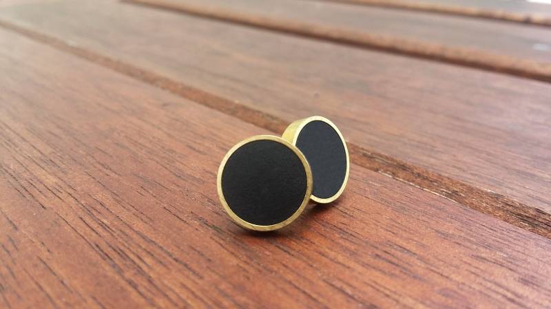 Ohrstecker Ohrring Rund Schwarz Messing Gold Ohrstecker Ohrring Rund Schwarz Messing Gold von lefuxs