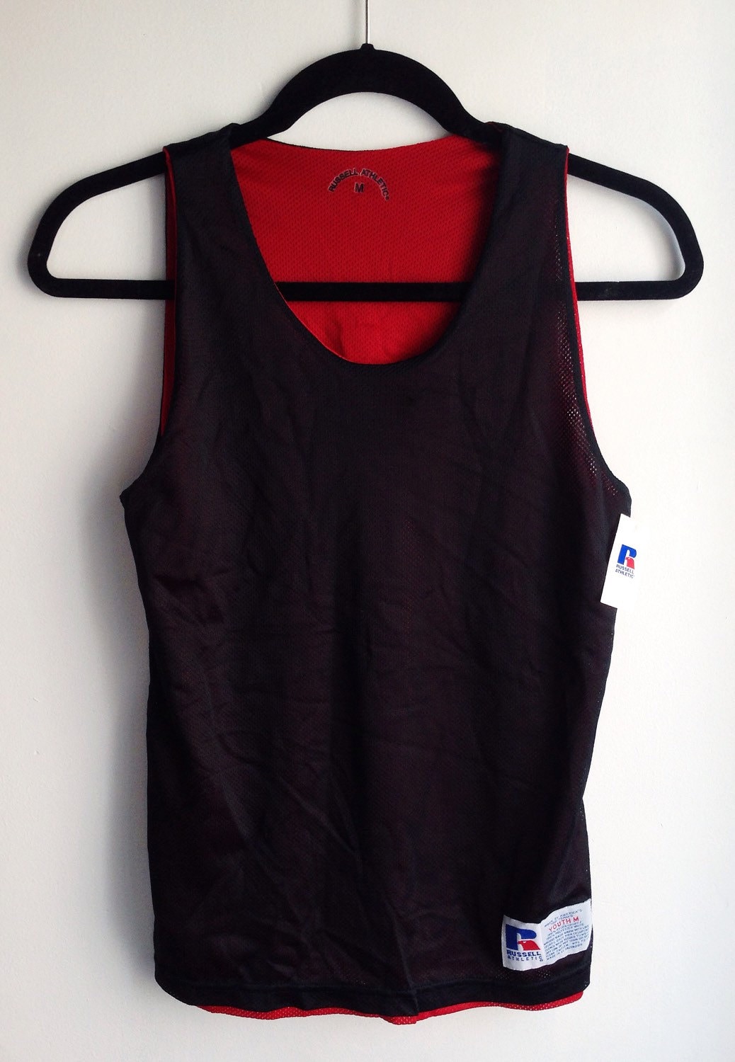 Deadstock Russell Schwarz Und Rot Reversible Jersey Tank Jugend Medium Der 90Er Jahre von legitbabes