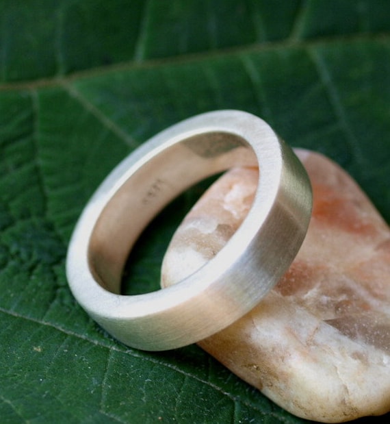 Schlichter Designer Ring Silber 925 Vierkant Massiv Matt Schlicht Minimalistisch Klares Design Ringgröße 63 Schlichter Designer Ring Silber 925 Vierkant Massiv Matt Schlicht Minimalistisch Klares Design Ringgröße 63 von leguan4u