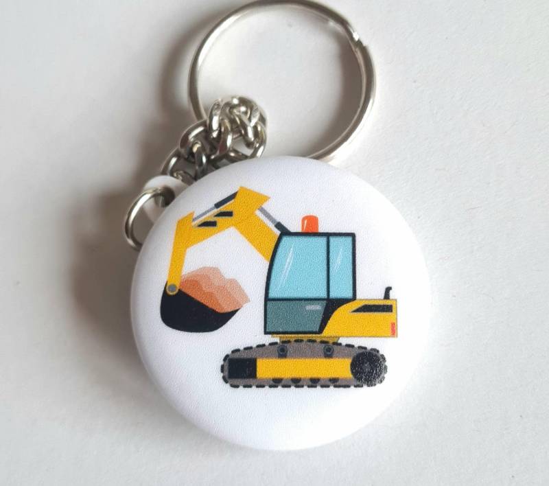 Button - Schlüsselanhänger "Bagger' Für Kinder. Metallbutton Mit Schlüsselkette. Matt. Ø 37mm Button - Schlüsselanhänger "Bagger' Für Kinder. Metallbutton Mit Schlüsselkette. Matt. Ø 37mm von lenettiDE