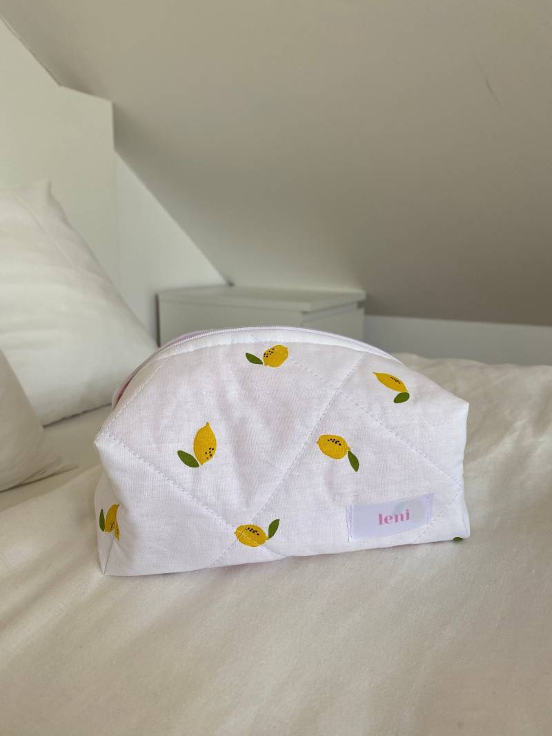 The Makeup Bag - Beauty Case Lemon Print Cotton Fabric Pink Gingham Travel Cosmetic Zipper Pouch Limoncello von lenithelabelshop