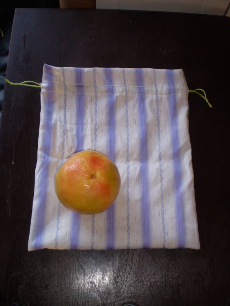 Großer Kordelzugbeutel Großer Kordelzugbeutel von lepapierlavable