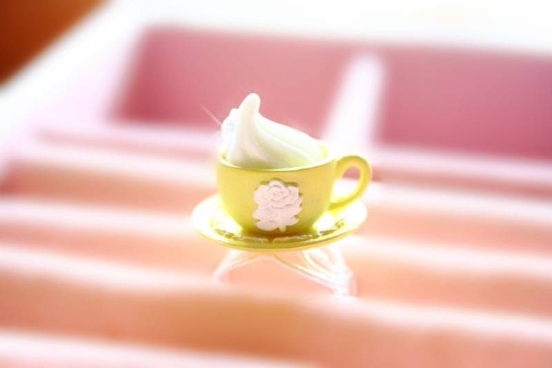 Alice Im Wunderland Teetasse Mit Geschlagener Sahne Ring Shabby Chic-stil von lepetitebonbon