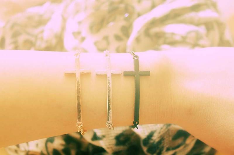 Cross Arm Candy Partei Armband | Wählen Sie Eine von lepetitebonbon