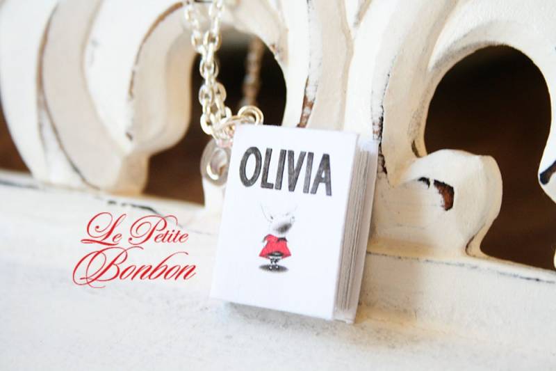 Olivia-Märchenbuch Mit Anfänglichen Halskette von lepetitebonbon
