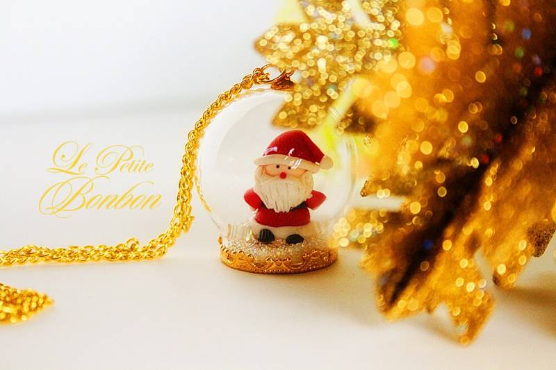 Weihnachtsmann Im Schnee Perlen Glas Globe Halskette von lepetitebonbon