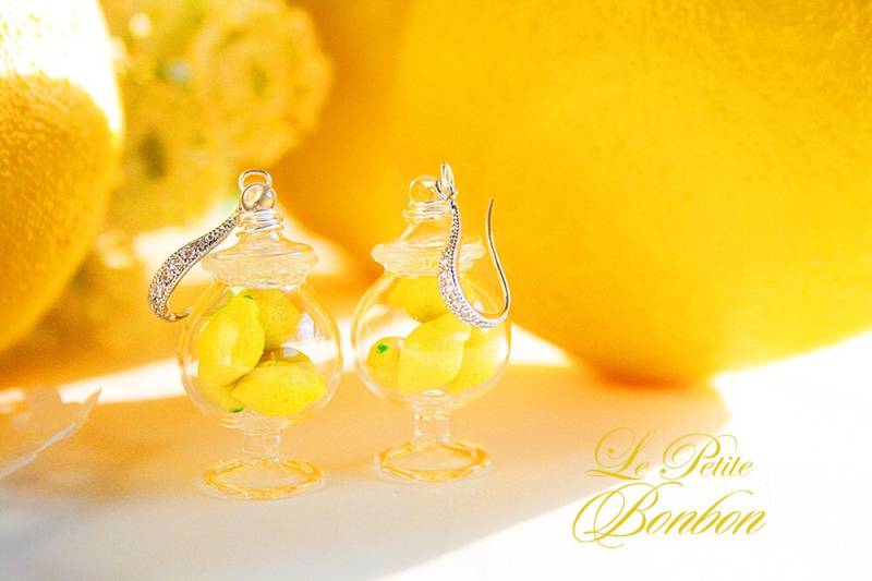 Zitrone in Apotheker Glas Ohrringe von lepetitebonbon