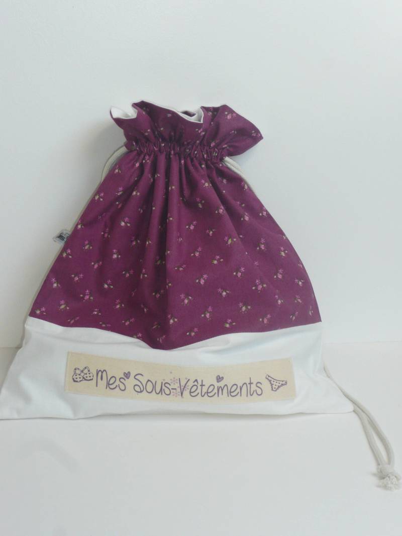 Beuteltasche Für Dessous Aus Lila Baumwolle Mit Blumen Und Ecrufarbener Beuteltasche Für Dessous Aus Lila Baumwolle Mit Blumen Und Ecrufarbener von les3bobines