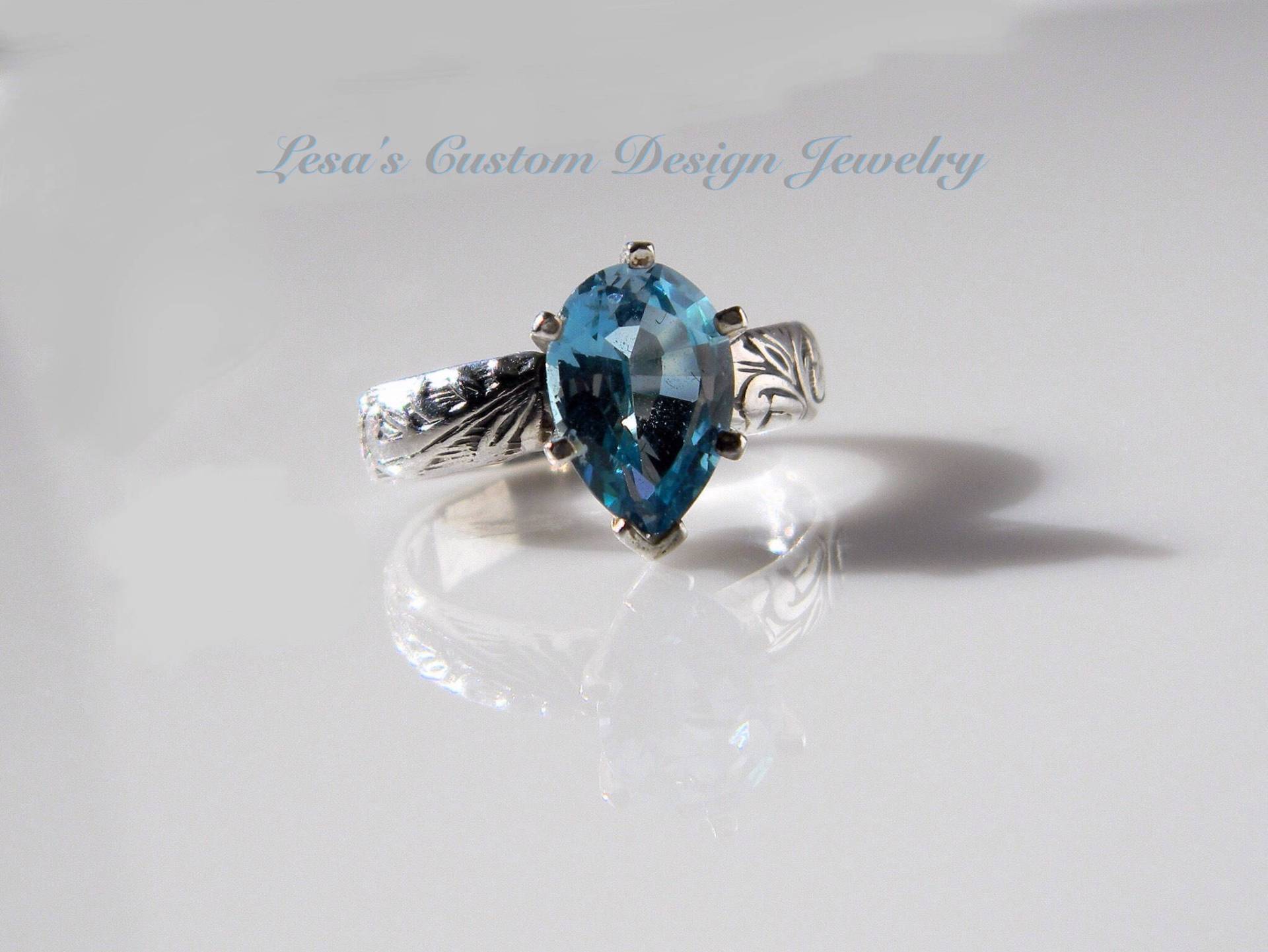Blauer Topas Ring Aus Sterlingsilber von lesascustomdesign