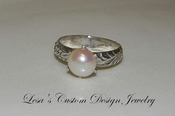 Weiße Perle Art Deco Sterlingsilber-Ring von lesascustomdesign