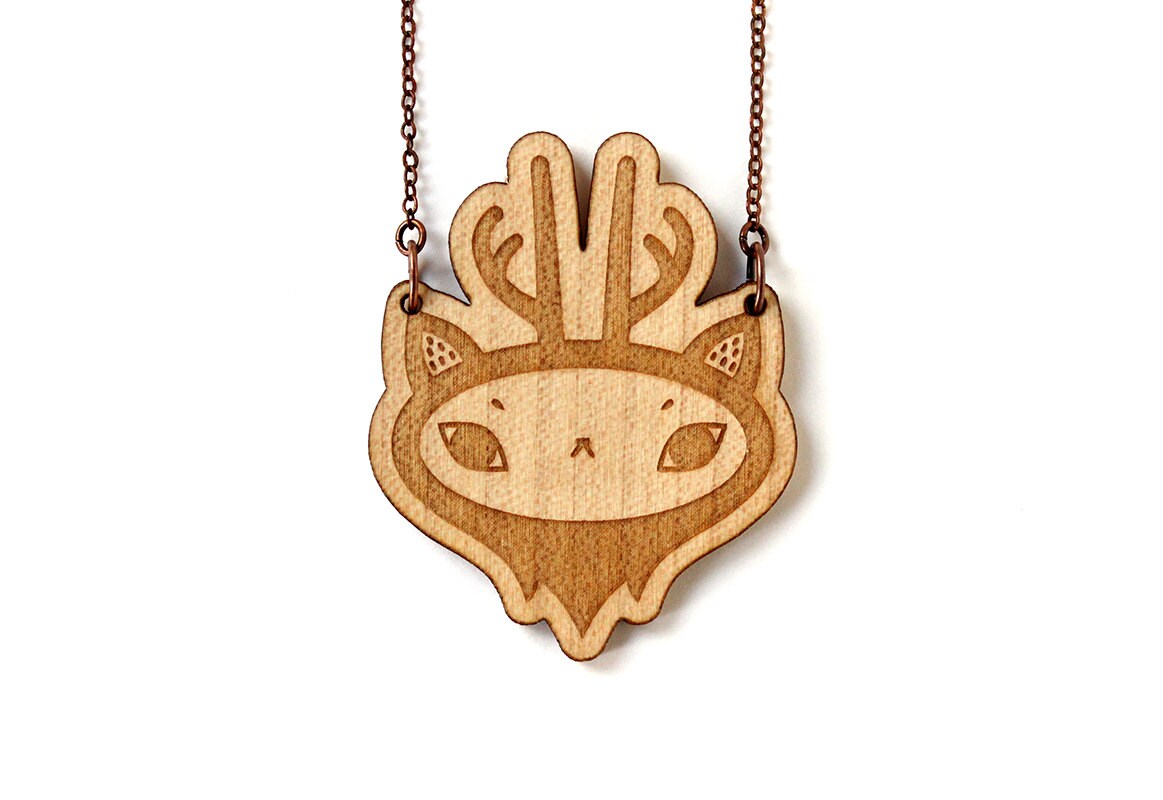 Reststück - Hirsch Halskette Aus Lasergeschnittenem Holz Süßer Rentier Anhänger Waldtier Schmuck Made in France von lesfollesmarquises