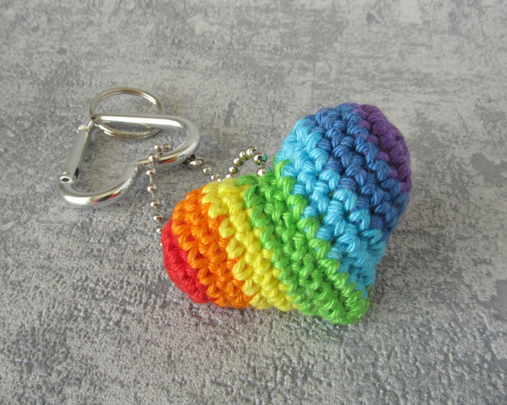 Regenbogen Herz Anhänger Für Schlüsseln Oder Taschen Regenbogen Herz Anhänger Für Schlüsseln Oder Taschen von lesfrotteurs