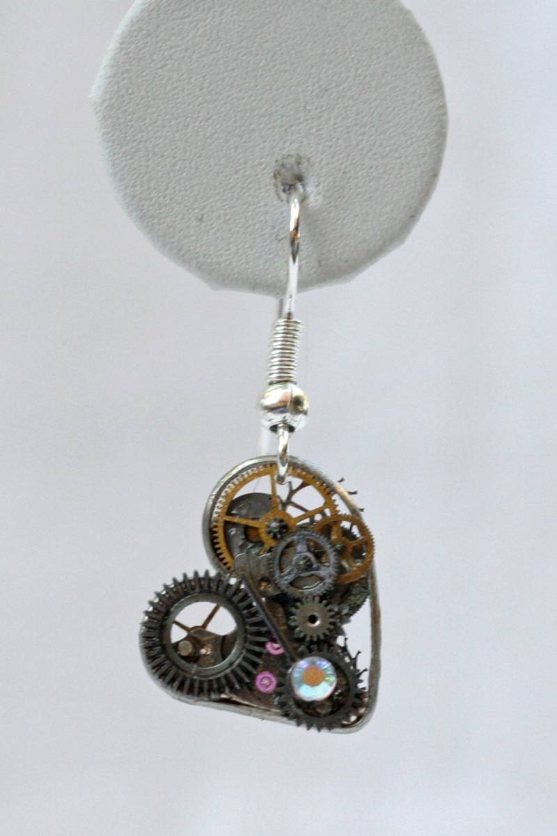 Ohrringe Steampunk Einzigartiges Design Witzig Und Interessant Herz Der Maschine | Klein, Modell 61 von leslieslanyards