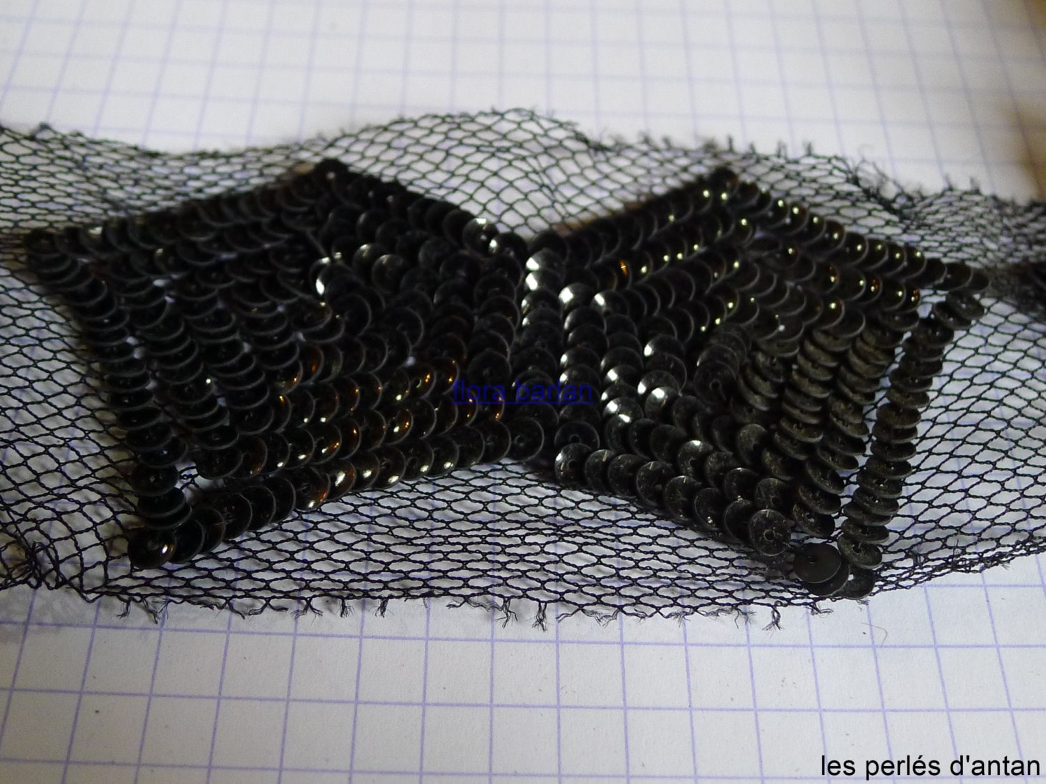 Antike Perlen Pailletten Applikation Vintage 1930 von lesperlesdantan