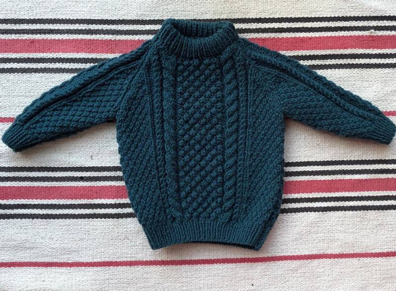Zopfmuster Aran Baby Pullover Handgestrickt Grün Smaragd Waldgrün 0-3 Monate Neugeborene Geschenk Weihnachten Zopfmuster Aran Baby Pullover Handgestrickt Grün Smaragd Waldgrün 0-3 Monate Neugeborene Geschenk Weihnachten von libellum