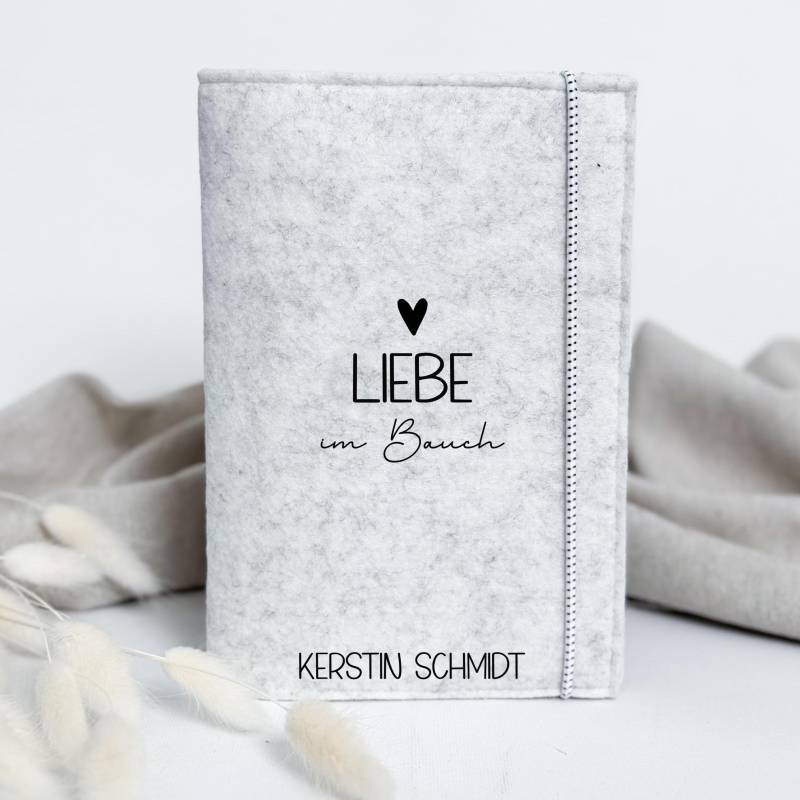 Mutterpasshülle Aus Filz Personalisiert | Liebe Im Bauch Schwangerschaft Geschenkidee Handmade Hülle Mit Name von liebelandia