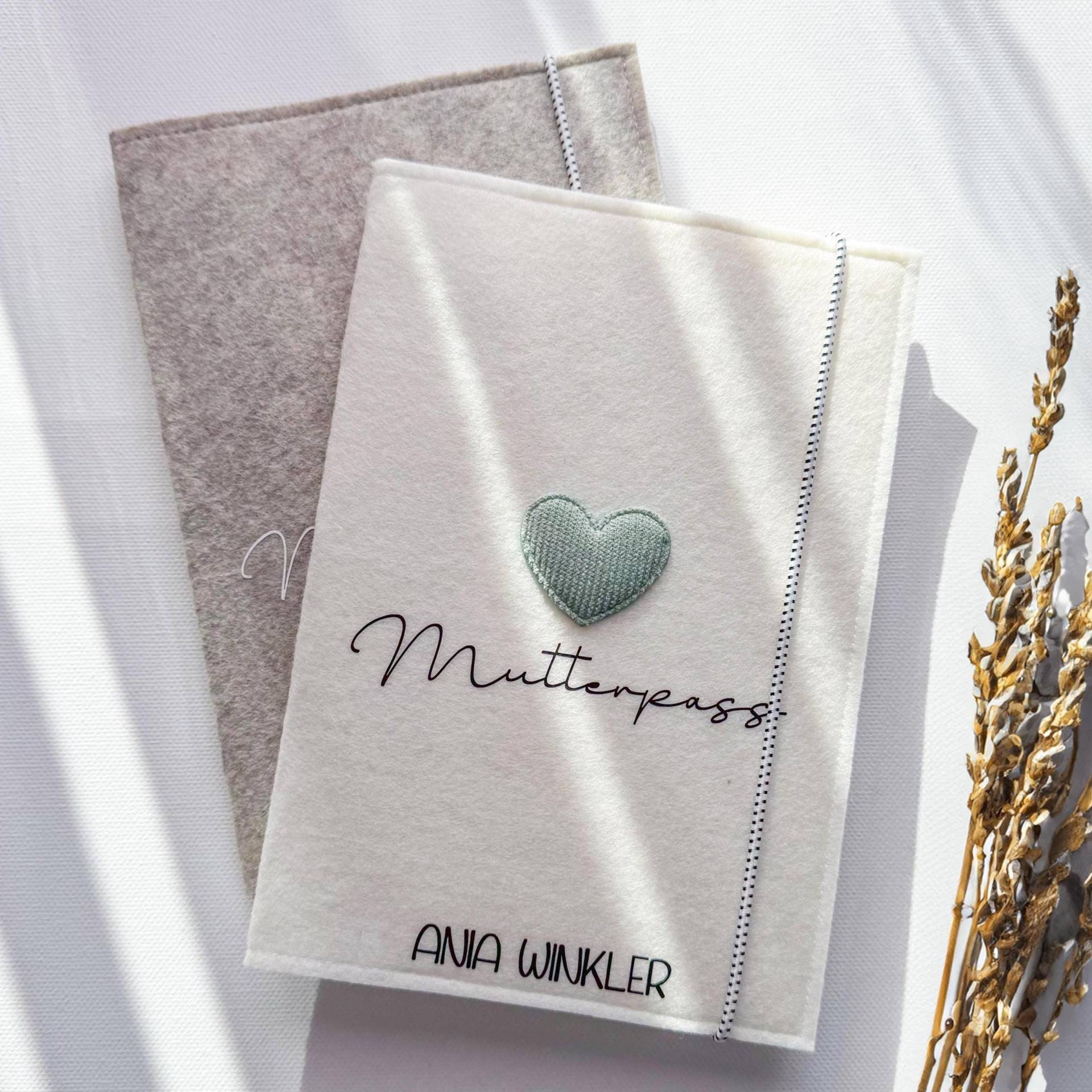 Personalisierte Mutterpasshülle Aus Filz, Mutterpass von liebelandia