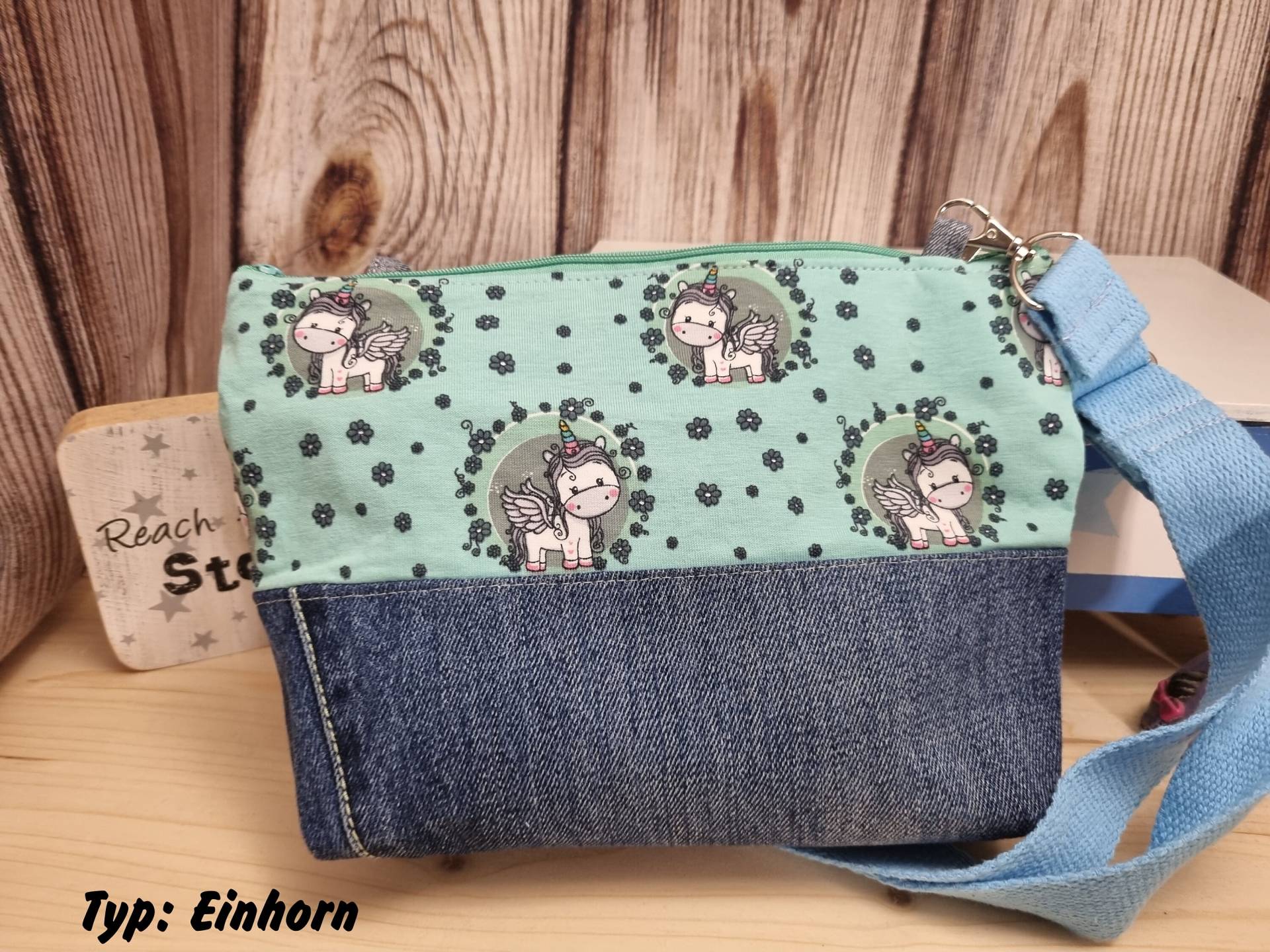 Kindertasche Sterne Umhängetasche Für Kinder - Unikat Kindergartentasche Meerjungfrau, Einhorn, Unicorn, Stern, Bambi Kindertasche Sterne Umhängetasche Für Kinder - Unikat Kindergartentasche Meerjungfrau, Einhorn, Unicorn, Stern, Bambi von lieberKREUZundQUER