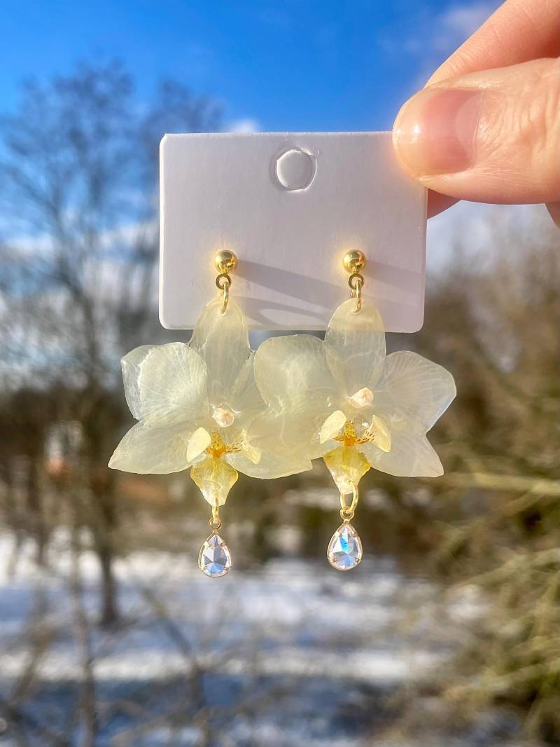 Blüten Ohrringe - Echte Orchideen- in Epoxidharz Blumenschmuck Blütenschmuck Hochzeit Boho Naturschmuck von liebsterschmuck