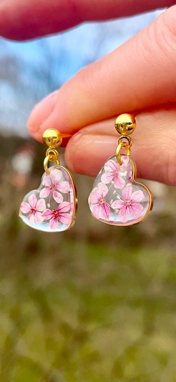 Echte Blüten Ohrringe - Echte Rosa in Epoxidharz Blumenschmuck- Resin-Blütenschmuck Naturschmuck Hochzeitsschmuck Boho von liebsterschmuck