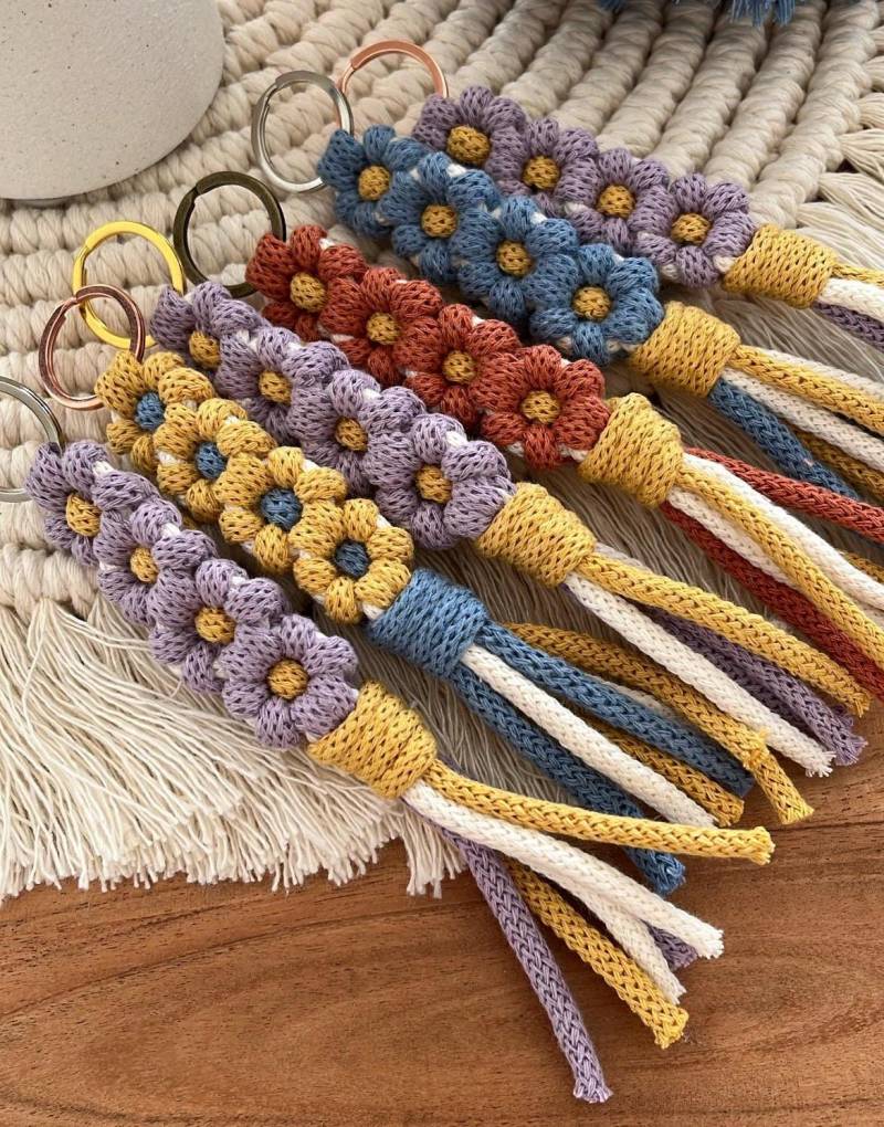 Blümchen | Schlüsselanhänger Daisy Makramee Blumen Schlüsselband Schlaufe Wristlet Blümchen | Schlüsselanhänger Daisy Makramee Blumen Schlüsselband Schlaufe Wristlet von liebsxpialaureen