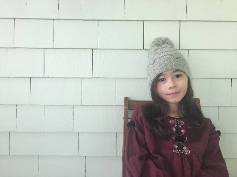 Bio Wolle Pompom Mütze Für Kinder - Hand Gestrickte Hellgrün Wollmütze Versandfertig von lienra