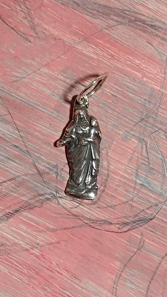 Feiner Silberner Göttinnen-Anhänger Feiner Silberner Göttinnen-Anhänger von lifsart