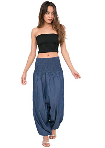 likemary Jumpsuit Damen Sommer – flexibler, bequemer Einteiler aus Baumwolle – knielang, wird durch Herunterziehen auf Taillenhöhe zur Haremshose – mit Taschen - Jeans Blau von likemary