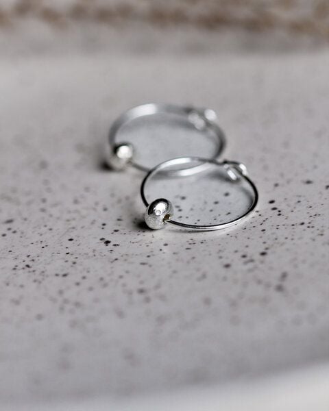 lille mus Creolen 'Glanzperle' aus 925 Silber / vergoldet von lille mus