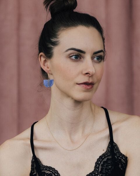 lille mus Creolen 'Halbkreis Oval' aus Porzellan und 925 Silber / vergoldet von lille mus