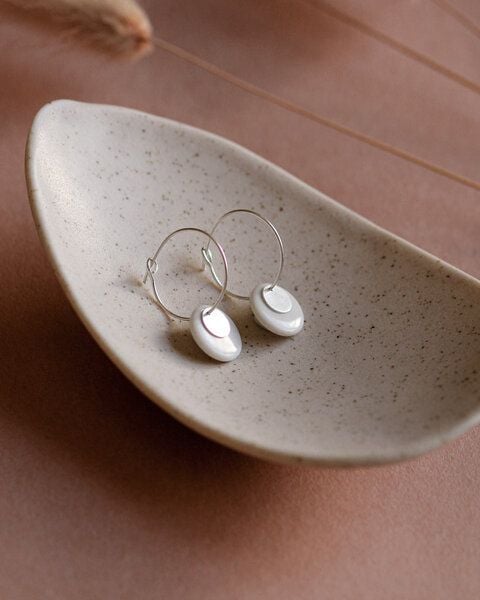 lille mus Creolen 'Plättchen' aus Porzellan und 925 Silber / vergoldet von lille mus