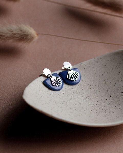 lille mus Ohrstecker 'Halbkreis Fächer' aus Porzellan und 925 Silber / vergoldet von lille mus