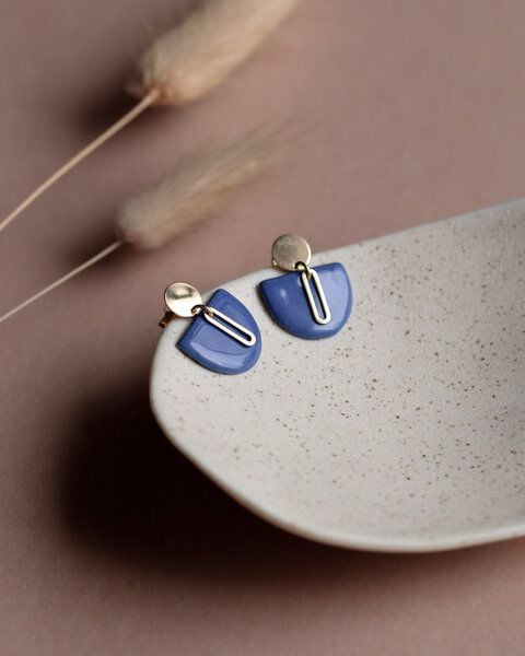 lille mus Ohrstecker 'Halbkreis Oval' aus Porzellan und 925 Silber / vergoldet von lille mus