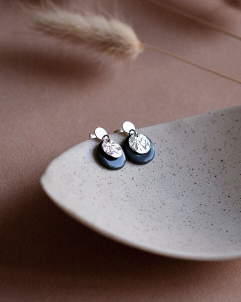 lille mus Ohrstecker 'Mondplättchen' aus Porzellan und 925 Silber / vergoldet von lille mus