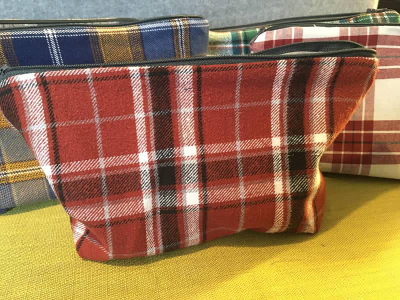 Großes Supernatural Flanell/Kariertes T-Shirt Mäppchen Stiftemäppchen - Wähle Deine Sigil von lillibobs