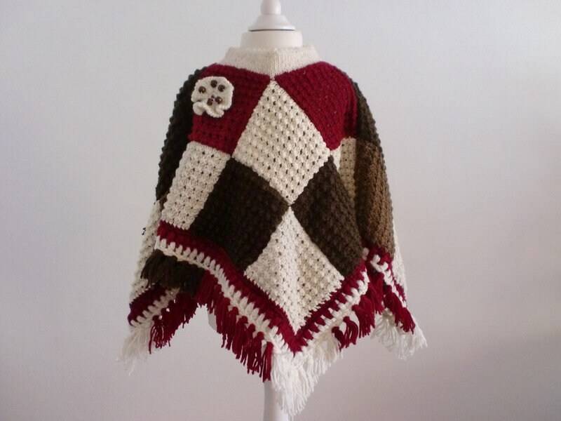 Handgestrickter Mädchen-Poncho 98/104Nr.12 von lillysell4
